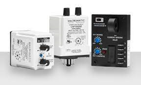 Macromatic current sensing relay